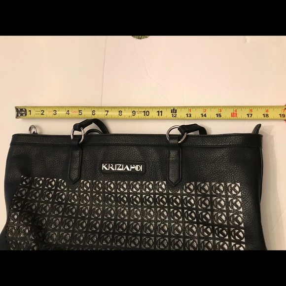Kriziapoi Handbag - Picture 10 of 11